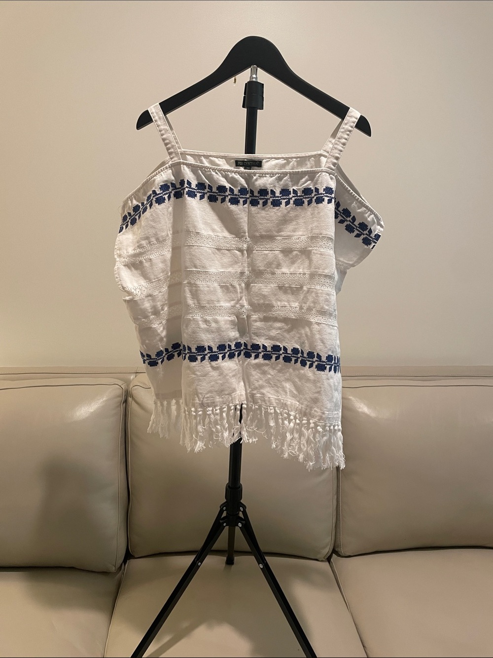 For Cynthia White Linen-Cotton Blend‎ Top with Blue Embroidered Trim